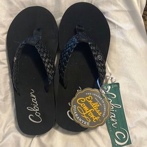 Womens Cobian flip flop NWT